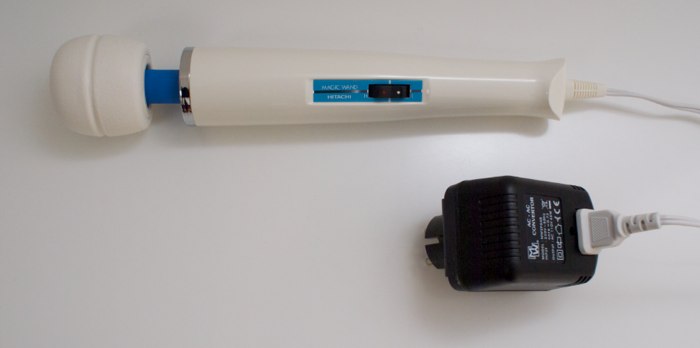 Hitachi_magic_wand_230V